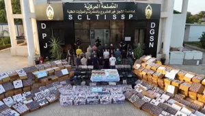 الجزائر.. موريتاني ضمن شبكة دولية لتهريب المخدرات والمؤثرات العقلية