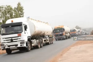 840 شاحنة صهريج تصل باماكو ضمن جهود تأمين إمدادات الوقود