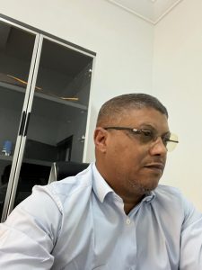 صرخة في الوقت الضائع… ليته كان رئيسًا عندما تخرجنا/ المختار ولد أعمر
