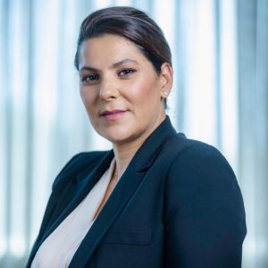المنصوري أول امرأة تتولى رئاسة الحكومة في تاريخ المغرب
