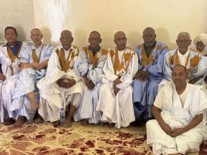 بعثة من حزب الإنصاف الحاكم تعزي النائب محمد محمود ولد حنن في وفاة والدته