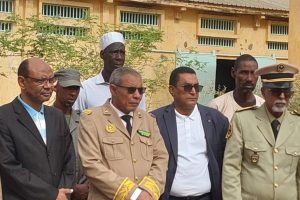 من مدرسة الشوفية1… والي الحوض الشرقي يتابع انطلاقة العام الدراسي بالنعمة